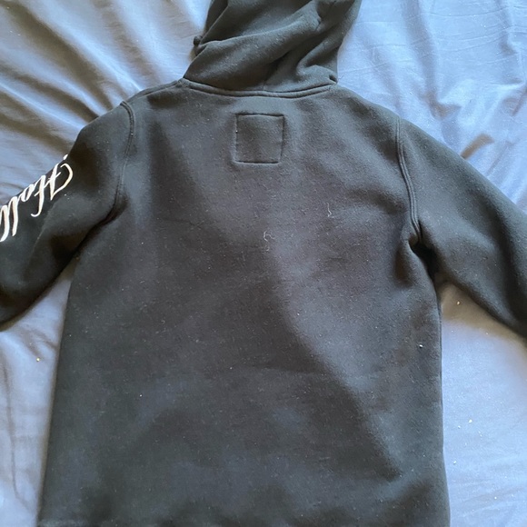 black hollister string hoodie, super comfortable, worn a few times - Picture 4 of 5
